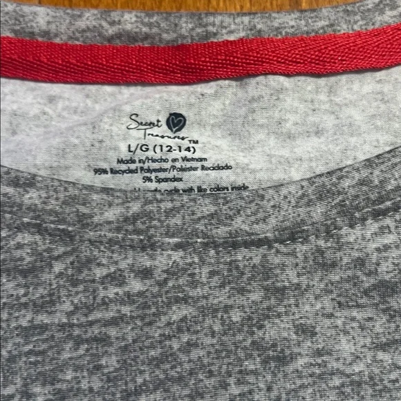 Secret Treasures Heather Gray Long Sleeve Pajama Top Gnomes Holidays Novelty - Picture 3 of 7